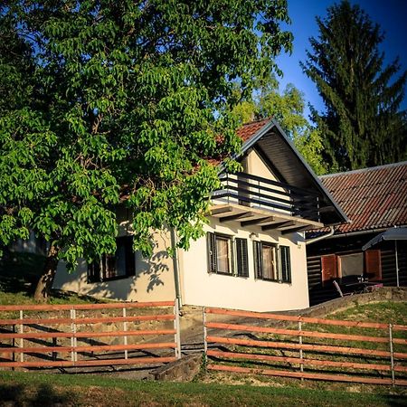 Kuca Za Odmor, Ferienhaus, Holiday Home Rugas Orahovica Buitenkant foto